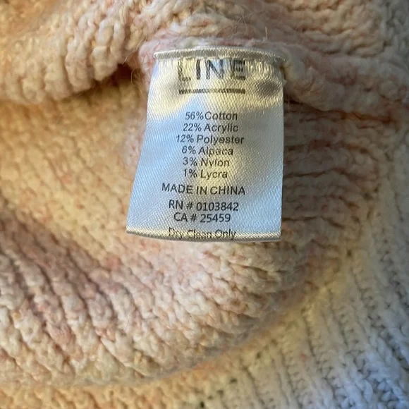 Line Knit Sweater - Picture 4 of 5